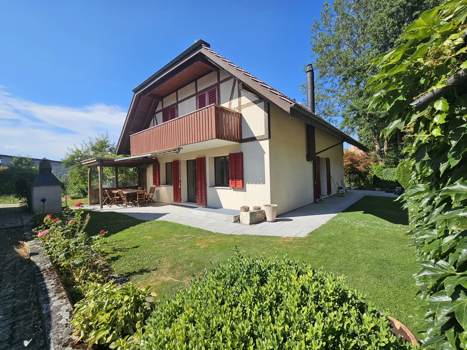 Immobilienmanagement Carmen Schwab GmbH - Haus Außenansicht