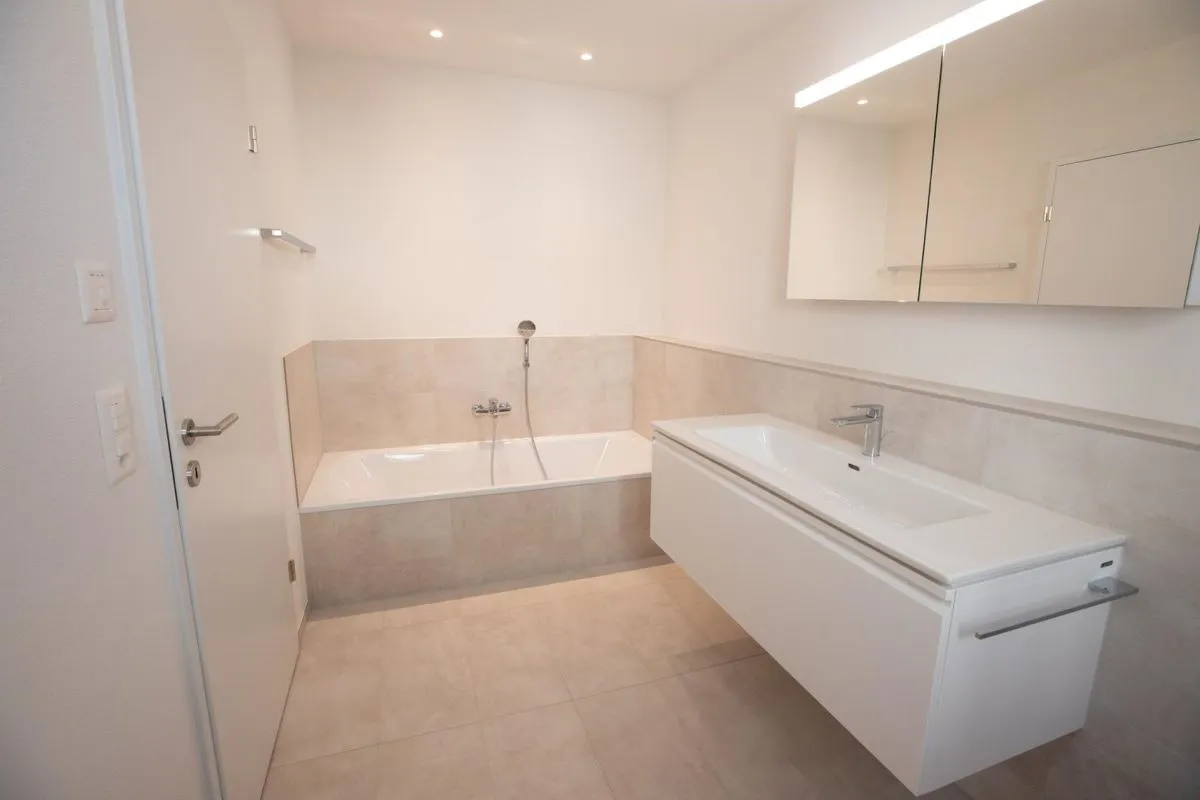 Immobilienmanagement Carmen Schwab GmbH - Symbol